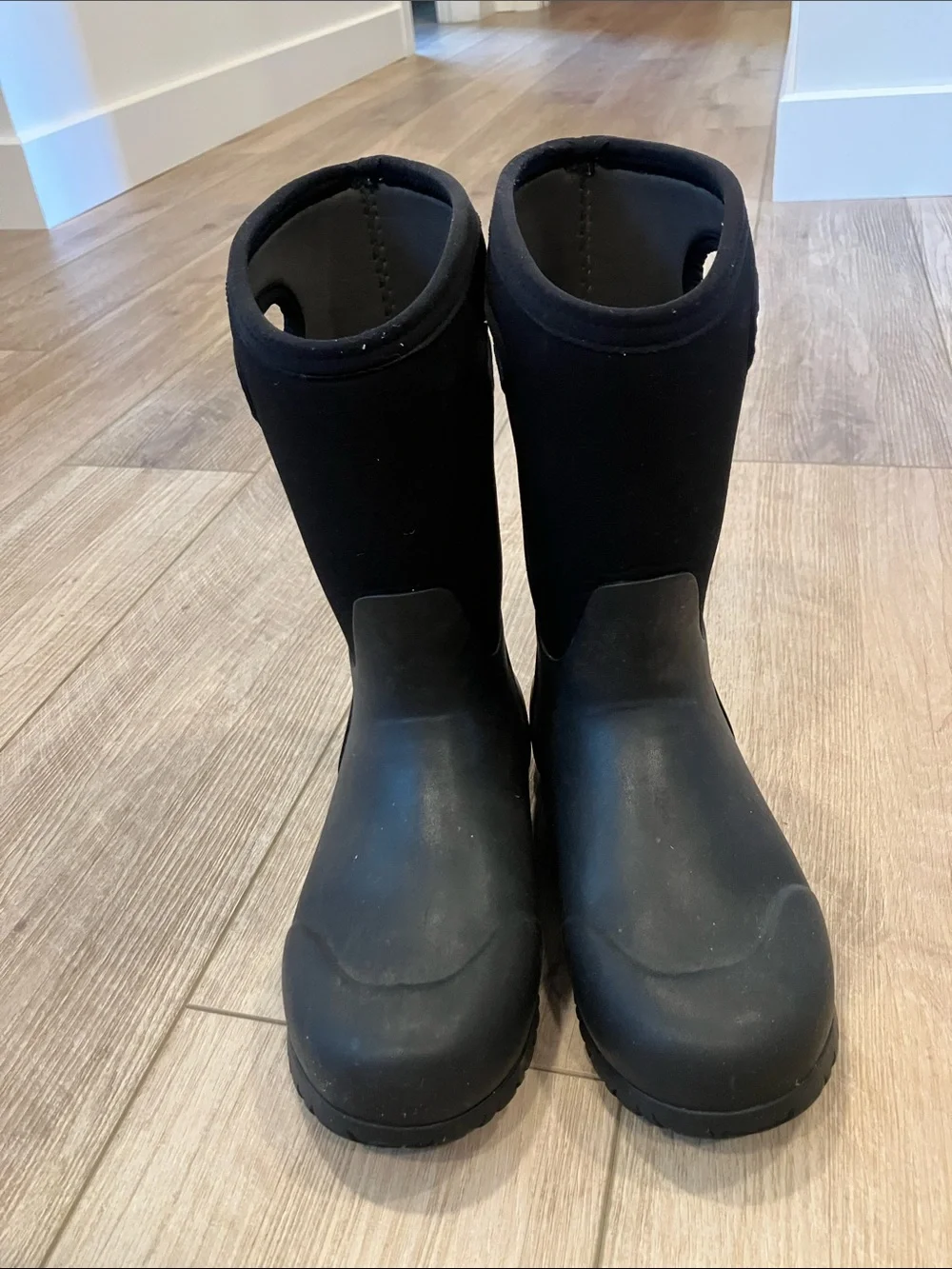 Bogs Black Youth K York Solid Rain Boots